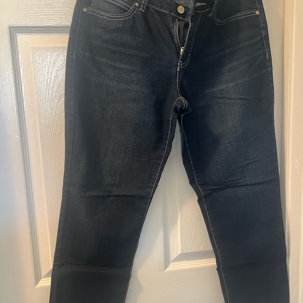 Jennifer Lopez Black Skinny Jeans